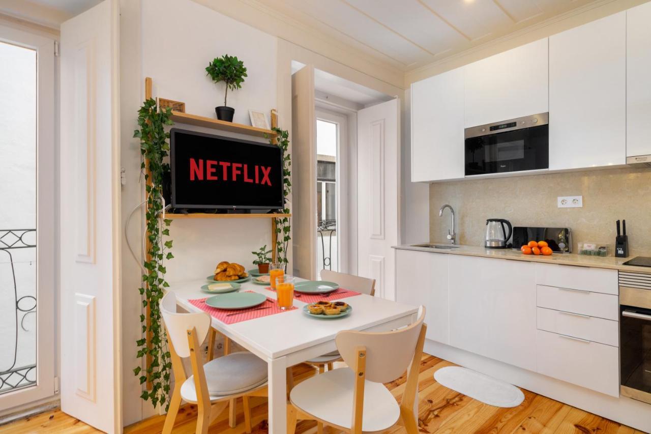 Whome Intendente Modern 1-Bed W/ Lift & Ac In Top Notch Location Lisbona Esterno foto